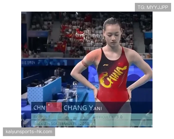 昌雅妮这么拼，家里月光都成“贵妇团”成员了？